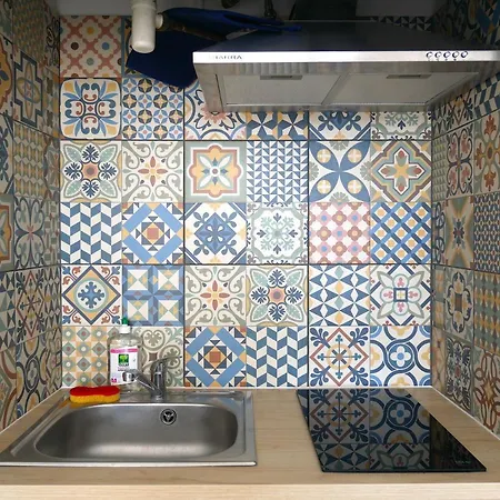 Botanic Garden Cosy, Parking, Metro